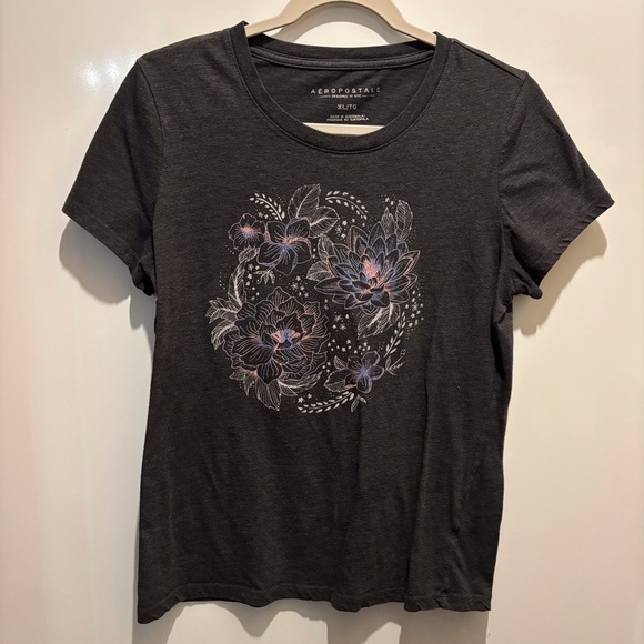 Aeropostale Women's Charcoal Floral Tee - Picture 1 of 6